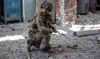Украинските сили са отблъснали руски атаки в Луганска и Донецка област