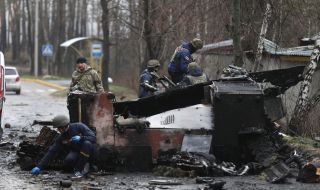Руски танк стреля по офис на „Каритас“ в Мариупол