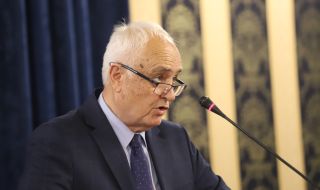  Зам.-министър на отбраната: България ще се включи в доставката на 1 милион снаряди за Украйна