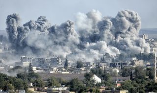 "Бог, Сирия, Асад": Защо краят на режима не се задава