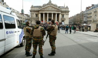 Белгийските власти повдигнаха обвинения на трима души за тероризъм