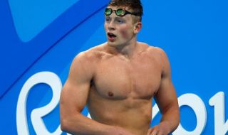 Шега за бившата доведе до сбиване в националния отбор по плуване на Великобритания