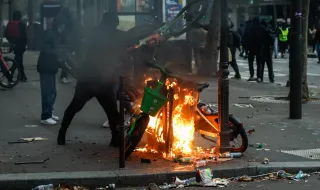 Шок във Франция след безредиците: кой има полза от насилието