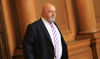 Красен Кралев: Въвеждането на "форсмажор" е отчаян ход, няма да помогне на икономиката