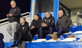 Националният треньор изгледа първия мач на ЦСКА до шеф на "армейците"