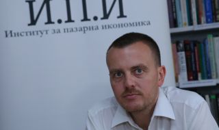 Петър Ганев: Прави се заявка за по-голям бюджетен дефицит от миналогодишния