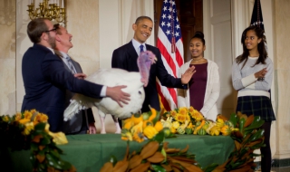 По традиция Обама помилва две пуйки за Деня на благодарността