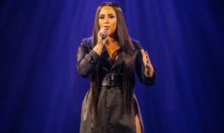 Бившият на Деми Ловато я преследва, близките ѝ са уплашени