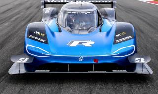 VW прави спортната R линия електрическа