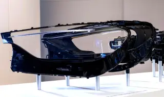 Mercedes заменя лепилото с болтове, за да спести пари на потребителите 