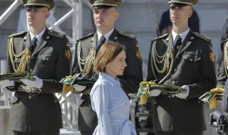 Молдова отбелязва 35 години независимост с военен парад в Кишинев
