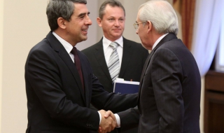 Местан: Бежанската криза може да се реши чрез повече Европа