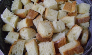 В Шумен изкупиха хляба, свещите и ракията