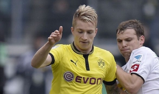 Дортмунд иска да задържи Ройс