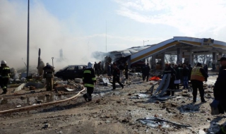 Шест загинали при взрив на газстанция в Украйна