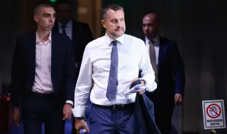 Калоян Методиев:  Борисов започна всячески да се дистанцира от кабинета "Желязков"