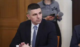 ДБ: Настояваме финансовият министър да оттегли и преработи предложения Бюджет 2026