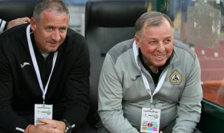 Документи бавят назначаването на новия треньор на Славия