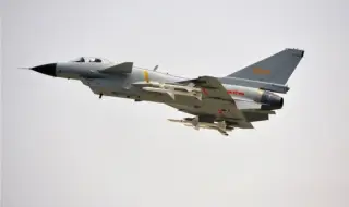 Тайван засече 36 китайски военни самолета и 8 военноморски кораба около територията си