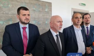 Министър Събев: Установихме дълъг списък от финансови нарушения на "Летище Пловдив"