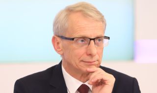 Николай Денков заминава утре на посещение в Гърция
