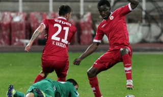 Удар: Манджуков изоставя ЦСКА