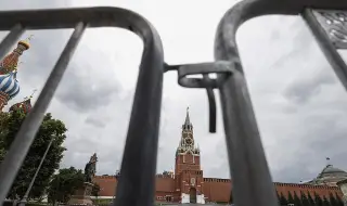 Кремъл се отказа от играта на демокрация