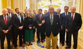 US Senate advances key Ukraine bill