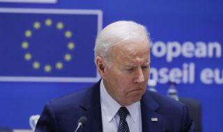 Байдън: Демокрацията или едноличната власт - това е залогът