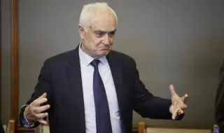 Министрите на отбраната на България и Гърция се срещат в София