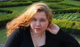 Бас, работил с Депардийо, ще пее с Радиосинфониците