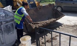 В Асеновград събраха и разчистиха 5 тона инертни материали след голямата буря