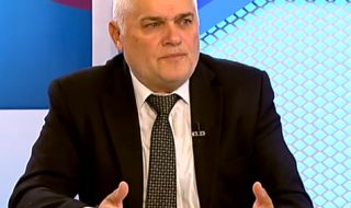 Валентин Радев: Служебният кабинет си позволява да прокарва грешна политика за мигрантите 