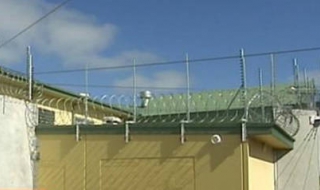 Прекарват наркотици в затвора с дронове