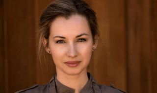 Трагично загина българката, омъжена за съоснователя на Tesla