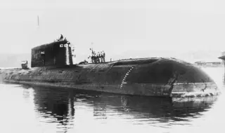 7 април 1989 г. Съветската атомна подводница „Комсомолец“ потъва в Норвежко море