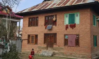 Индийско село пази жив духа на комунизма повече от половин век