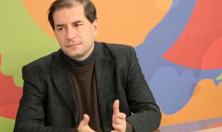 Борислав Цеков: ГЕРБ  може да спаси кабинета