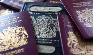 Ирония: Новите британски паспорти ще се правят в Полша