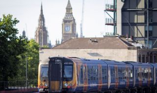 Започна най-голямата железопътна стачка на Острова за последните 30 години