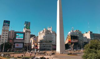 Аржентина ще бори инфлацията с таван на цените за 90 дни