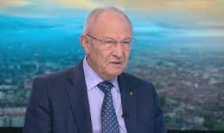 Проф. Топалов: В учебниците на Скопие сме "татари и фашисти"