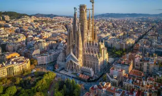 144 години по-късно "Саграда Фамилия" достигна окончателната си височина (ВИДЕО)