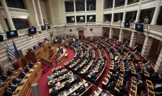 Гръцкият парламент одобри на второ гласуване предложенията за конституционни промени