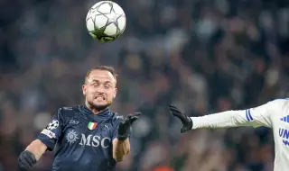 Наполи не иска да дава Лобoтка на Ювентус дори при настояване от играча 