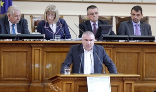 Депутатите отхвърлиха референдума на Марешки