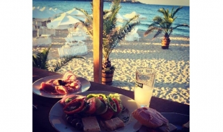 Поне 80 лева за вечеря по морето това лято