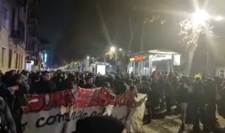Полицията влезе в сблъсък с протестиращи в Торино ВИДЕО