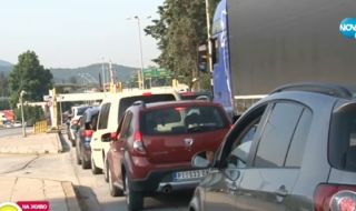 Километрична опашка на „Кулата”