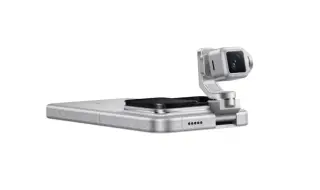 Революционния Honor Robot Phone дебютира в сериен вариант